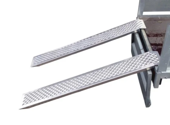 image de Rampes aluminium remorque 150 cm – 400 kg – Jeu de 2